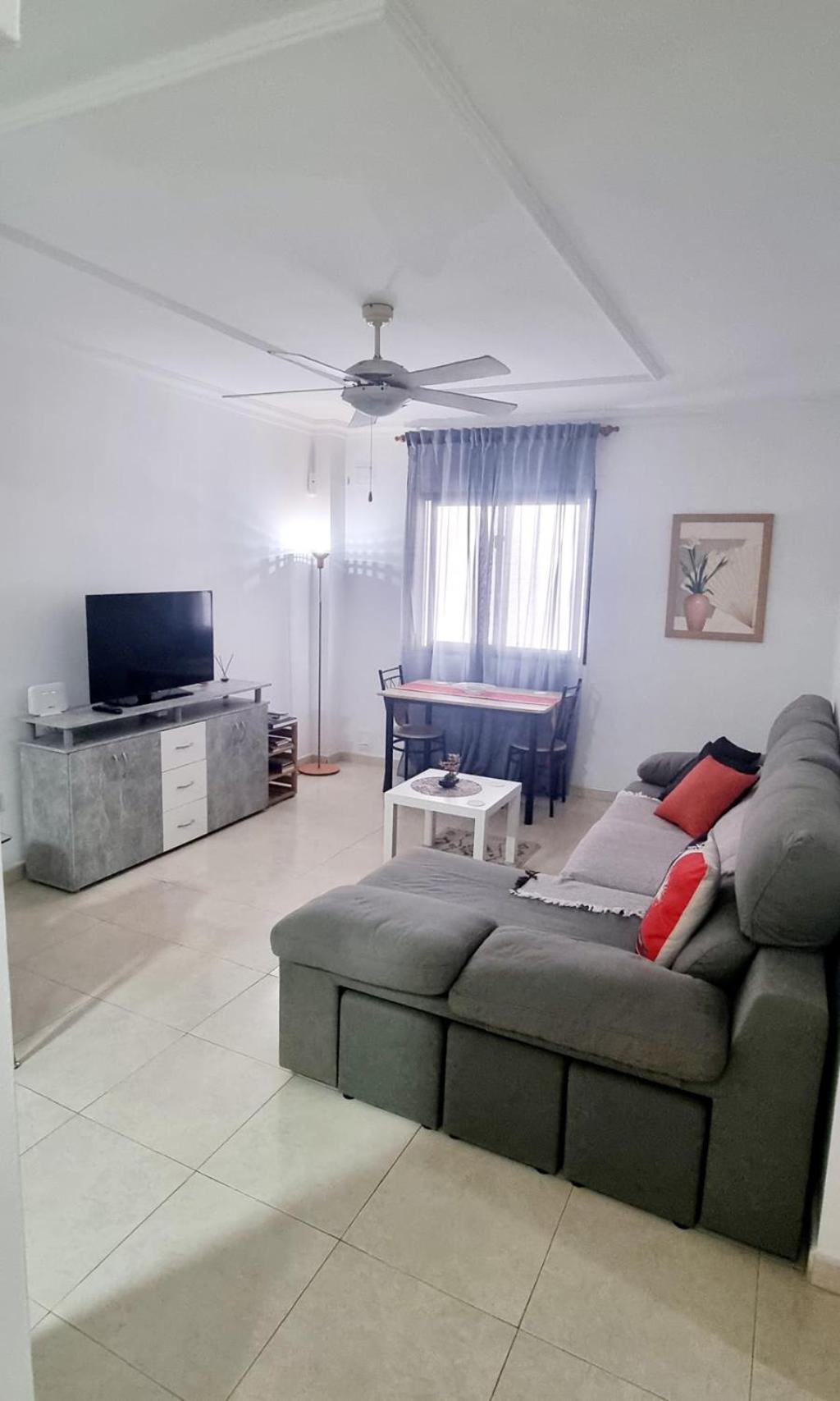 Almar We Go! Habitaciones Privadas En Alcala - Private Rooms - Pieces Privees - In Shared Apartment Bagian luar foto