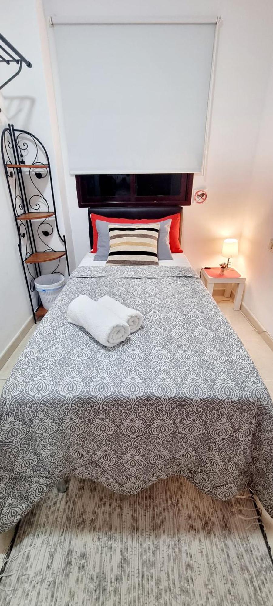 Almar We Go! Habitaciones Privadas En Alcala - Private Rooms - Pieces Privees - In Shared Apartment Bagian luar foto